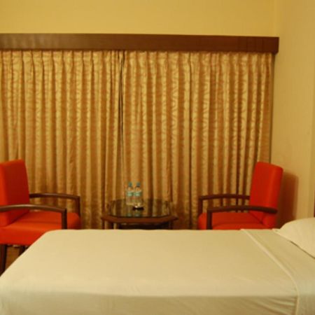 Hotel Park Plaza Madurai Εξωτερικό φωτογραφία